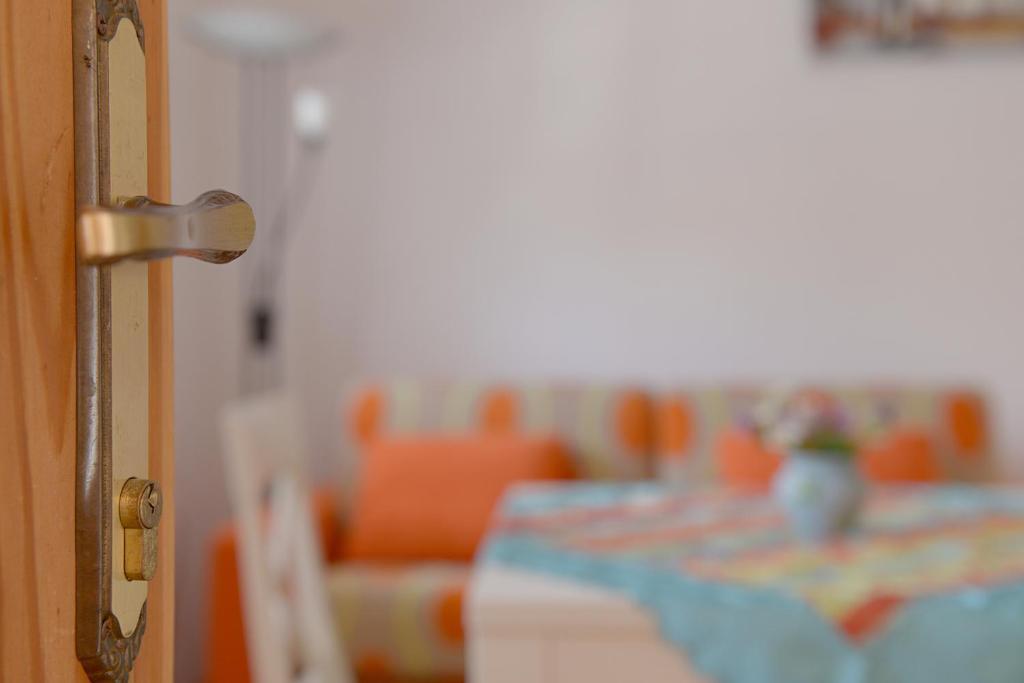 Apartments Tonkli Logje Δωμάτιο φωτογραφία